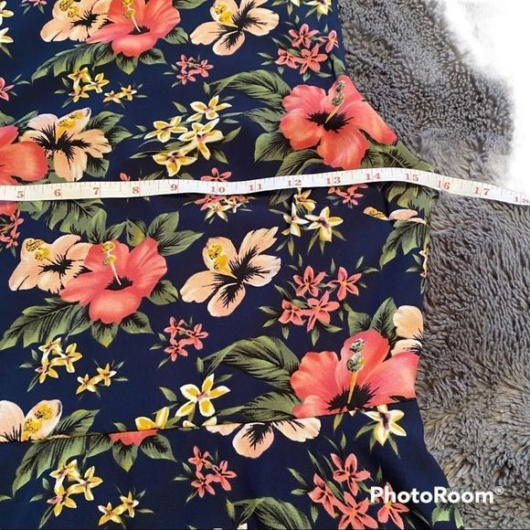 Jella Couture Floral dress - Picture 4 of 9